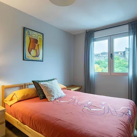 Castillo Apartment *